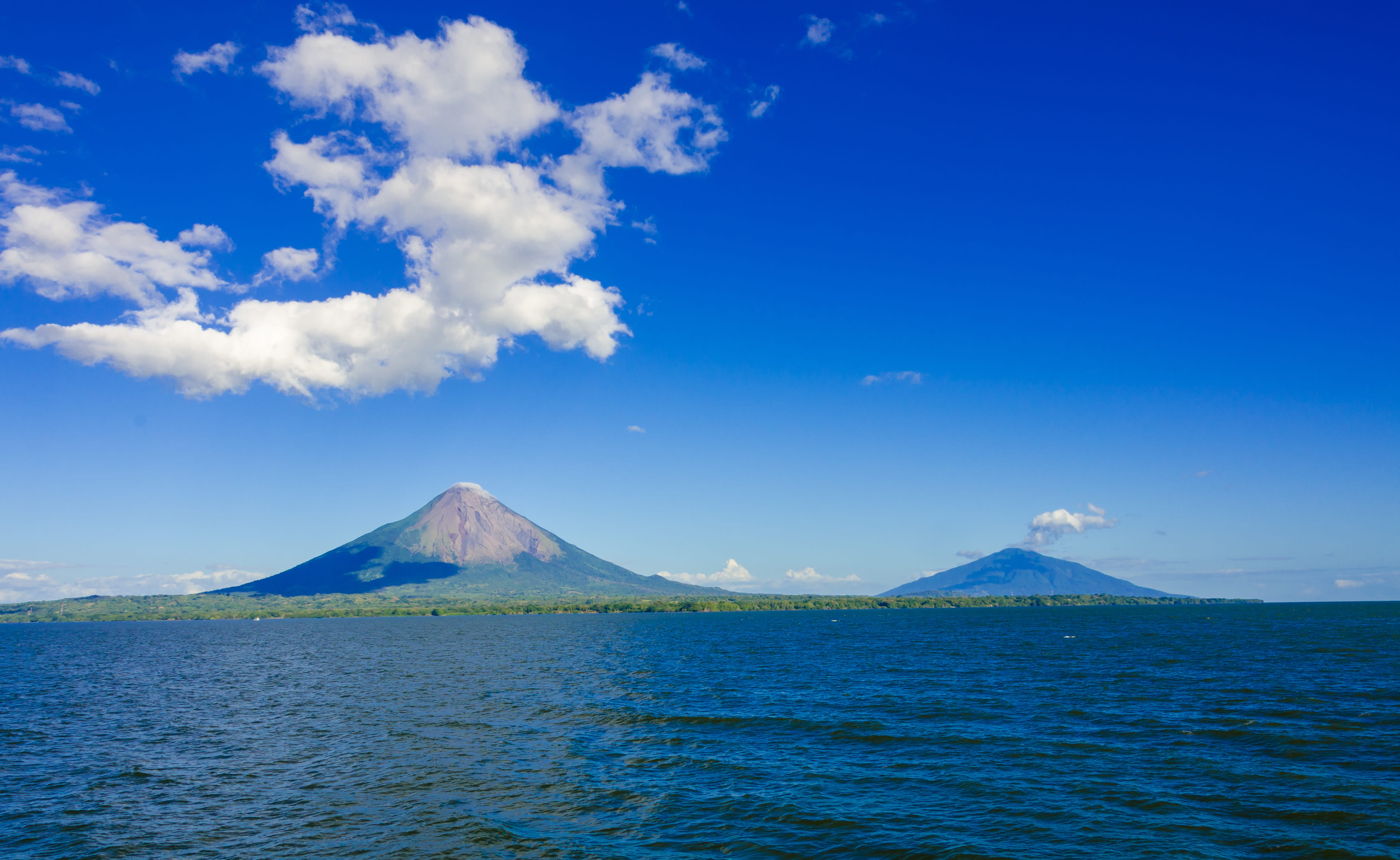Land of volcanoes and lakes - trip of   in  Nicaragua