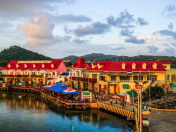 Vida a bordo en Roatán